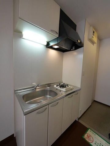 �y�L�b�`���z�@