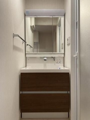 �y���ʏ��z�@