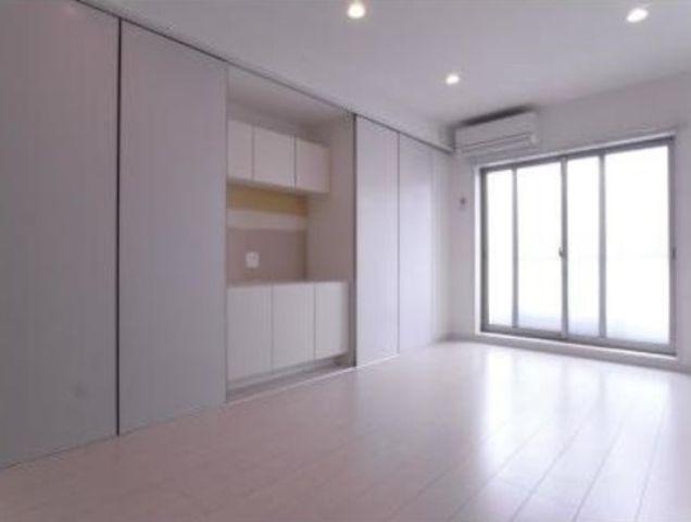 �y���ԁE���r���O�z�@����