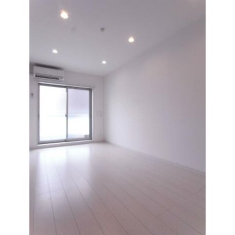 �y���̑������E�X�y�[�X�z�@