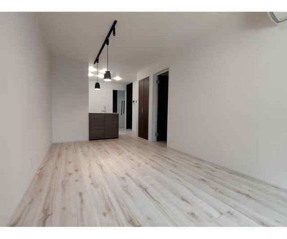 �y���̑������E�X�y�[�X�z�@