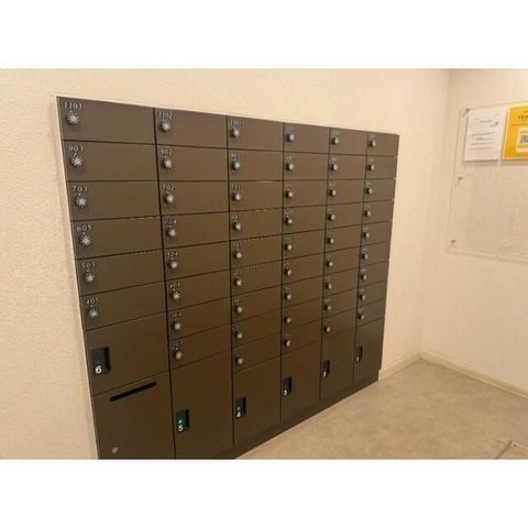 �y���ԁE���r���O�z�@