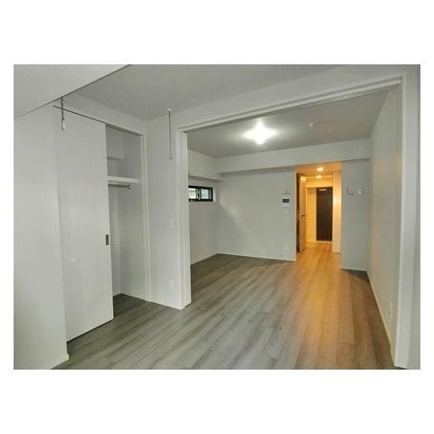 �y���ԁE���r���O�z�@