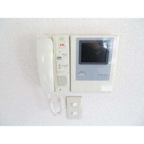 �y���̑��ݔ��z�@