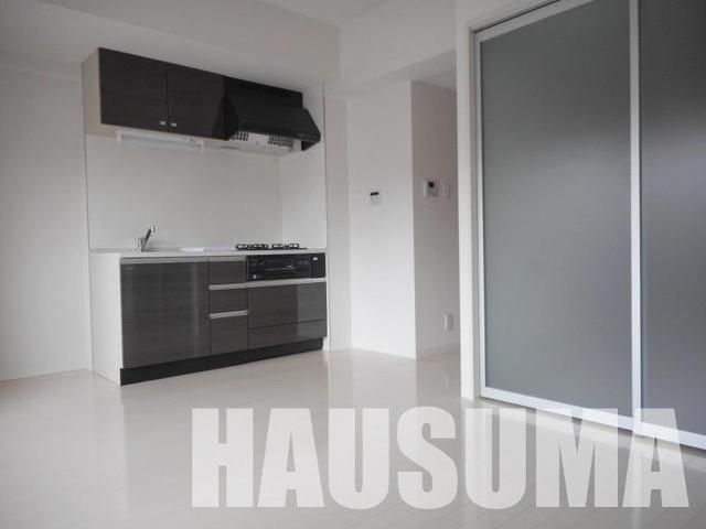 �y���ԁE���r���O�z�@