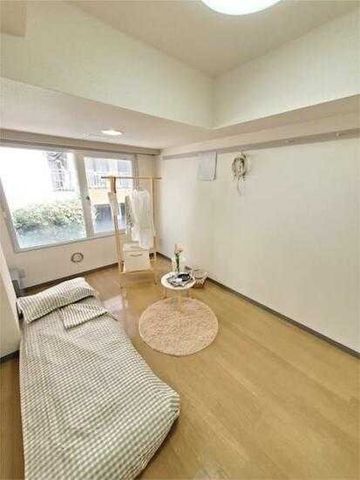 �y���ԁE���r���O�z�@