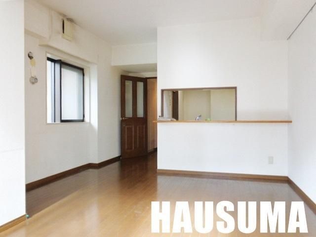 �y���ԁE���r���O�z�@