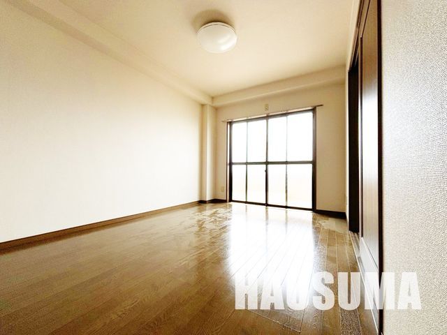 �y���̑������E�X�y�[�X�z�@���r���O/����