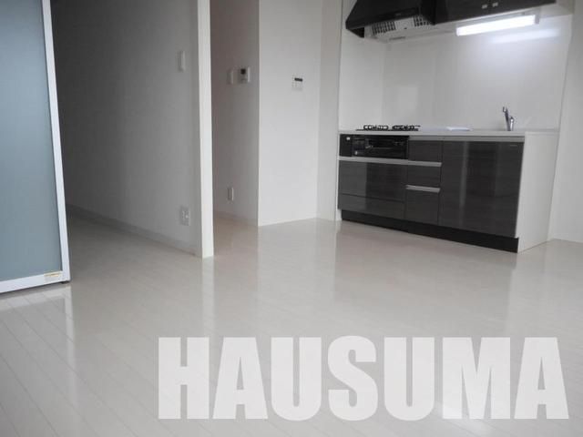 �y���ԁE���r���O�z�@