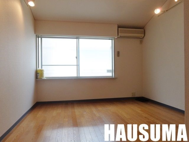 �y���ԁE���r���O�z�@