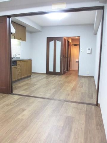 �y���ԁE���r���O�z�@���]�^�C�v