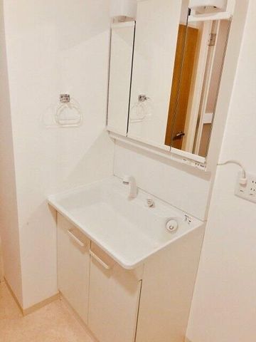 �y���ʏ��z�@