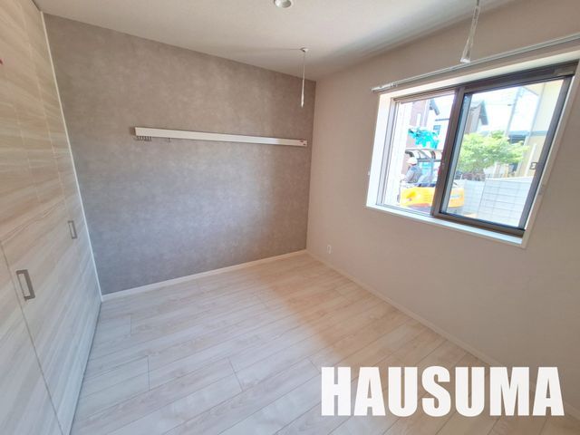 �y���̑������E�X�y�[�X�z�@���r���O/����