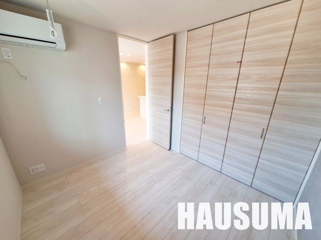 �y���̑������E�X�y�[�X�z�@�o���R�j�[