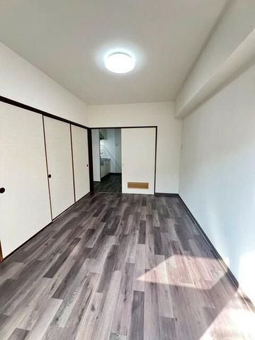 �y���̑������E�X�y�[�X�z�@