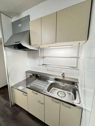 �y�L�b�`���z�@