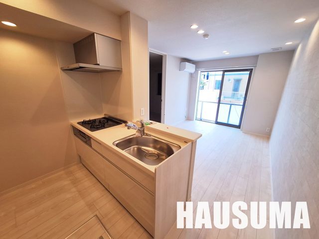 �y���ԁE���r���O�z�@�L�b�`��