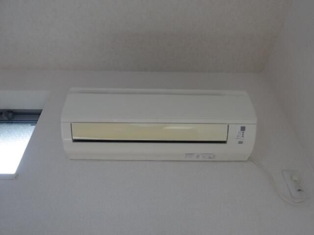 �y���̑��ݔ��z�@