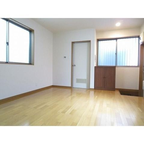 �y���̑������E�X�y�[�X�z�@