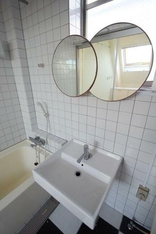 �y���ʏ��z�@