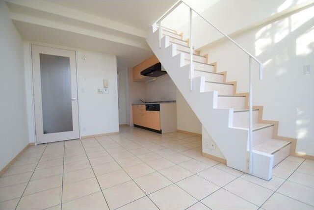 �y���ԁE���r���O�z�@