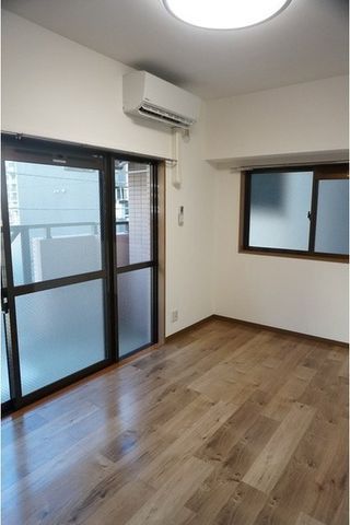 �y���̑������E�X�y�[�X�z�@