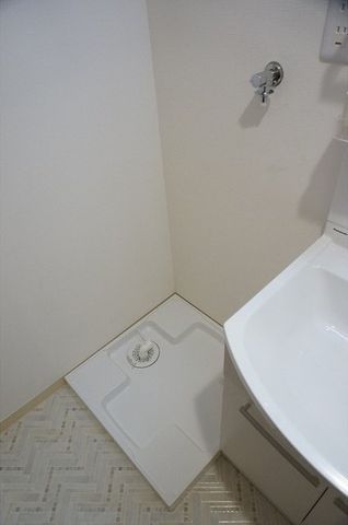 �y���̑��ݔ��z�@