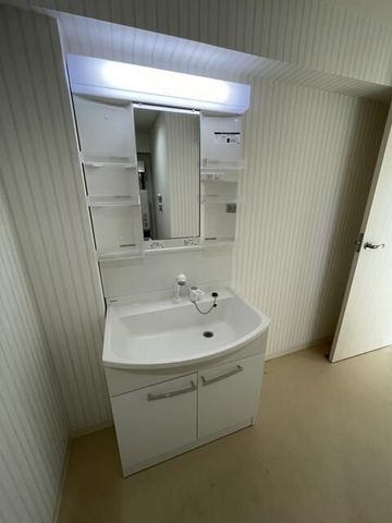 �y���ʏ��z�@