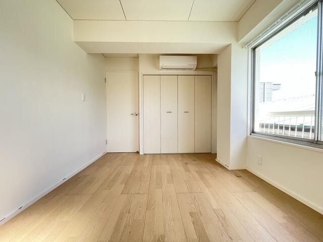 �y���̑������E�X�y�[�X�z�@