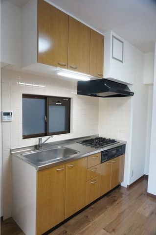 �y�L�b�`���z�@