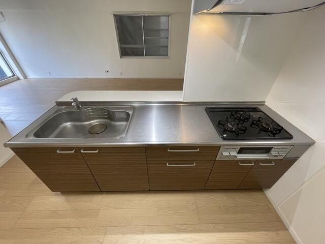 �y�L�b�`���z�@