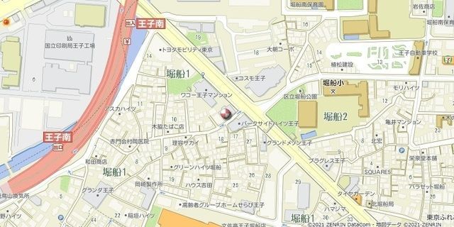 �y�n�}�z�@