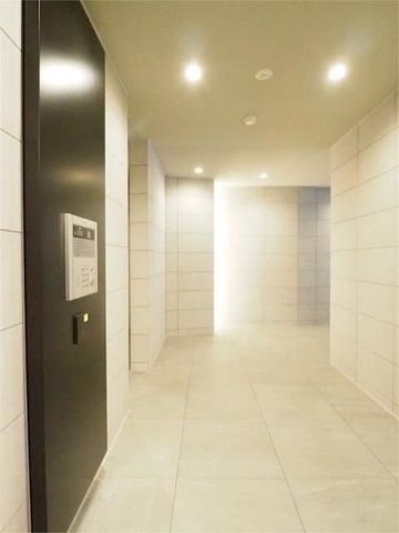 �y�G���g�����X�z�@