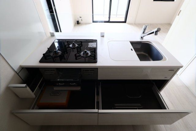 �y�L�b�`���z�@