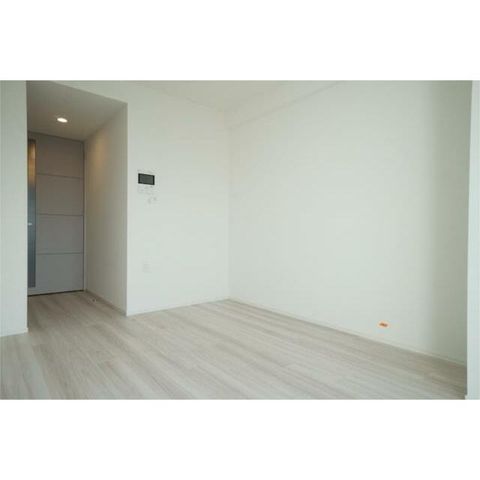 �y���ԁE���r���O�z�@