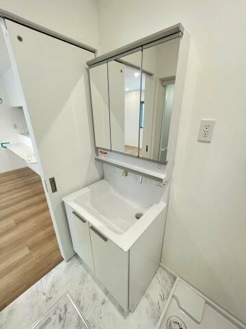 �y���ʏ��z�@