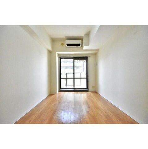 �y���ԁE���r���O�z�@