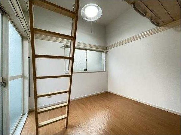 �y���̑��ݔ��z�@