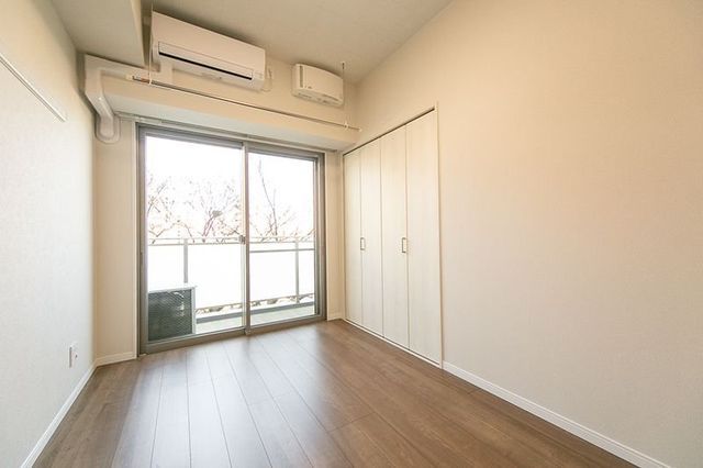 �y���̑������E�X�y�[�X�z�@