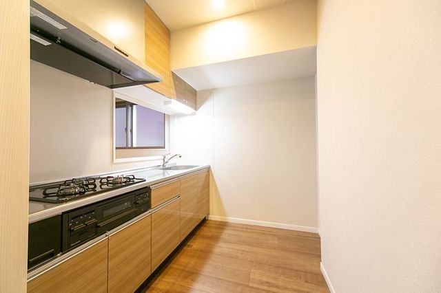 �y�L�b�`���z�@