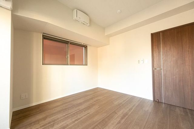 �y���̑������E�X�y�[�X�z�@