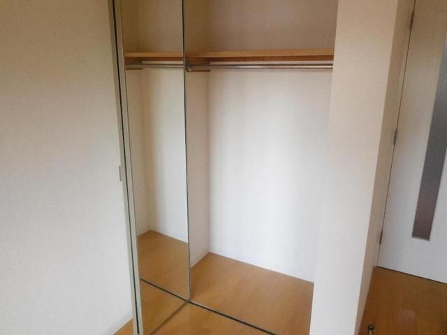 �y���̑��ݔ��z�@���[