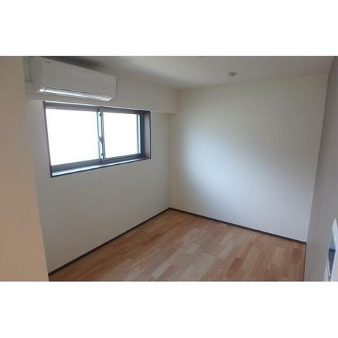 �y���ԁE���r���O�z�@