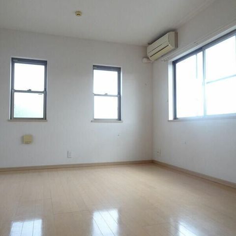 �y���ԁE���r���O�z�@