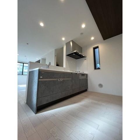 �y�L�b�`���z�@