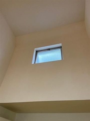 �y���ԁE���r���O�z�@