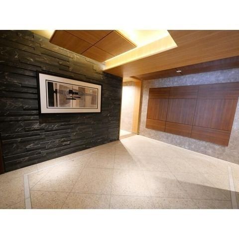 �y�G���g�����X�z�@