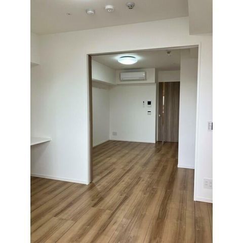 �y���ԁE���r���O�z�@