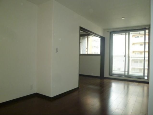 �y���ԁE���r���O�z�@����