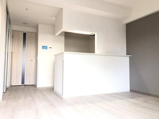 �y���ԁE���r���O�z�@